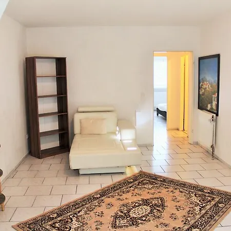 Messe Apartmán *